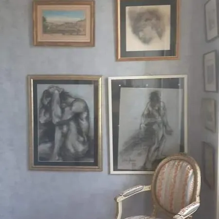 Private Full Furnished In Homestay Cannes