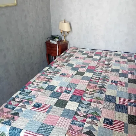 Private Full Furnished In Séjour chez l'habitant Cannes