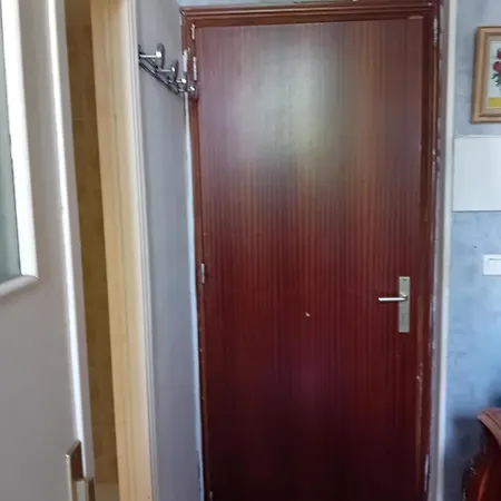 Private Full Furnished In Privatunterkunft